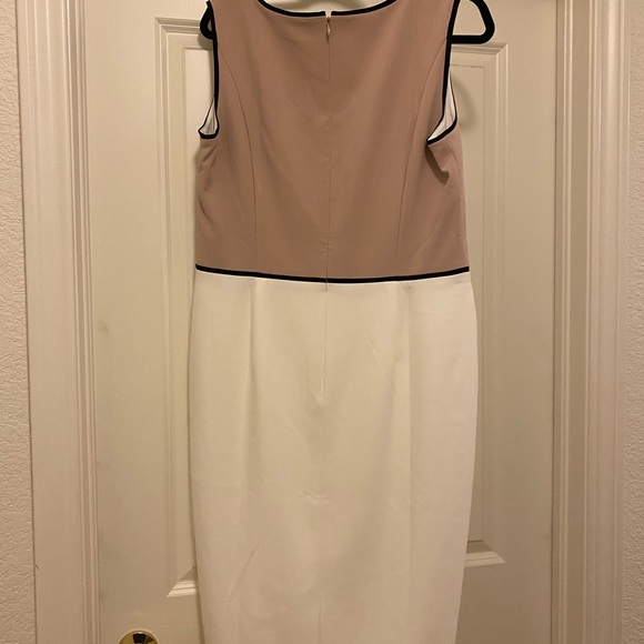 White House Black Market color block sheath dress - Picture 2 of 4